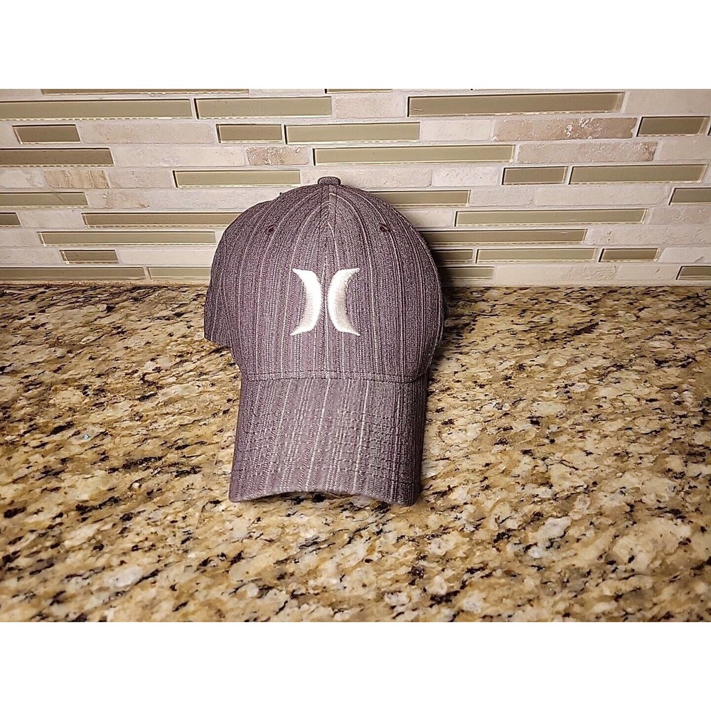 HURLEY hat cap Flexfit One Size Fits All Brown golf Curved Brim